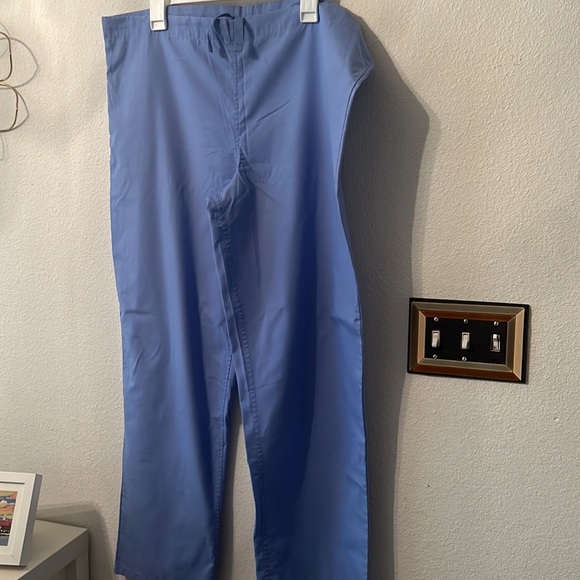 Scrub set. - Picture 6 of 8